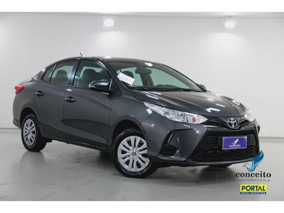 TOYOTA YARIS 1.5 16V FLEX SEDAN XL MULTIDRIVE TOYOTA YARIS 1.5 16V FLEX SEDAN XL MULTIDRIVE